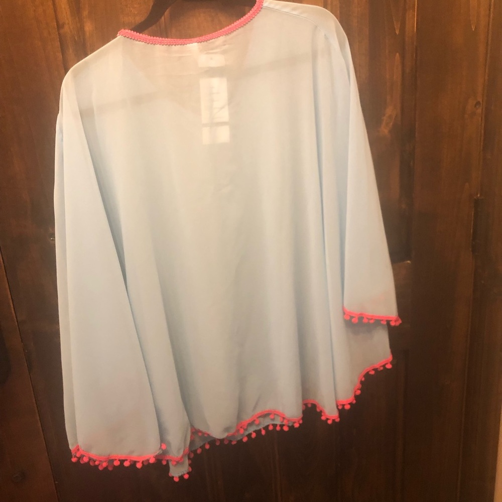 Tunic/coverup - Picture 2 of 3